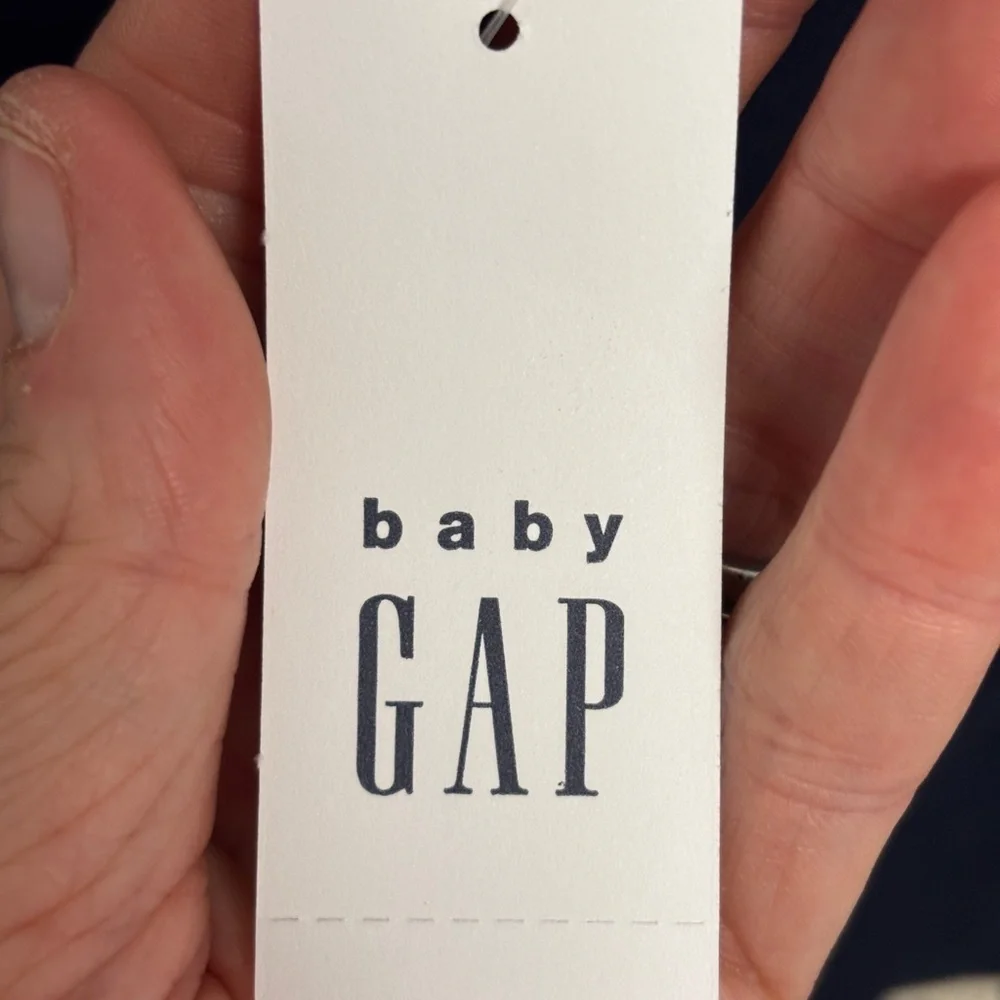 NWT 3T GAP Blue LSS Classic Crew, ofrswlcme, 15% offw2+ bundle